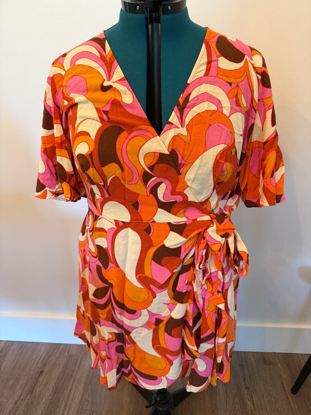 Ava & Viv Multicolor Vibrant Wrap Romper Size 1X
